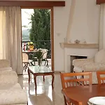 Arma Resort, 2-bed Cosy Apartamento Tsadha