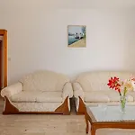 Arma Resort, 2-bed Cosy Apartamento *