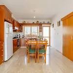 Arma Resort, 2-bed Cosy * Tsadha