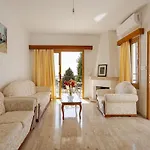 Arma Resort, 2-bed Cosy Apartamento