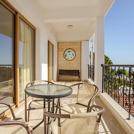 Arma Resort, 2-bed Cosy شقة