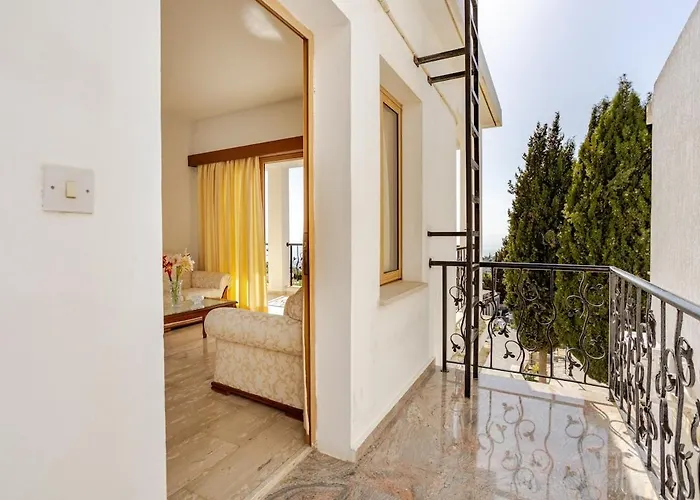 דירה Arma Resort, 2-bed Cosy Tsadha